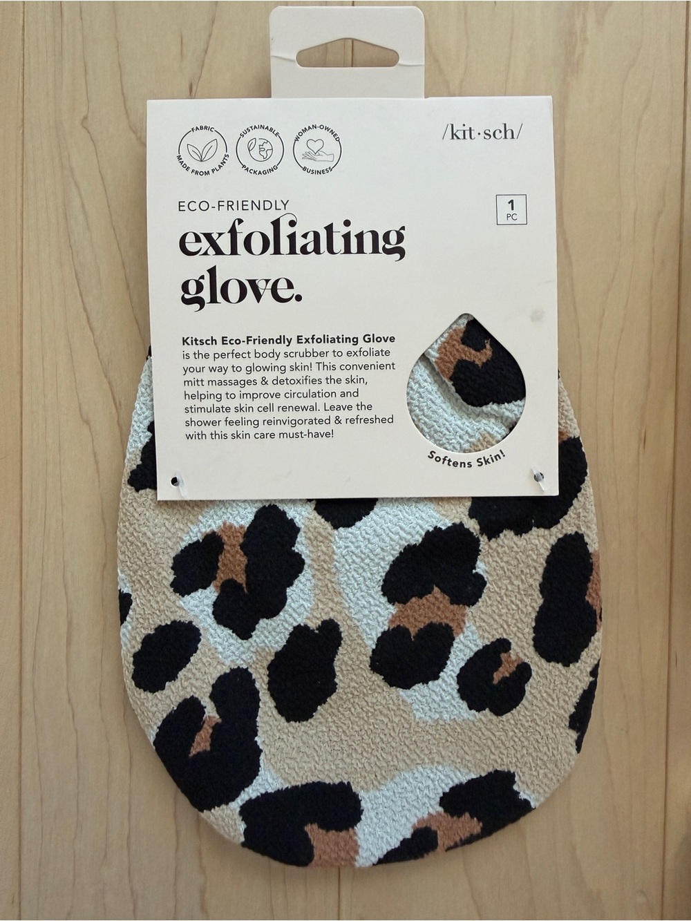 Kitsch Leopard Print Exfoliating Glove - Beige, Black, Brown
